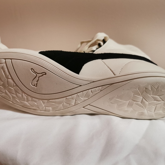 Puma hightops, Size 7.5 - Picture 12 of 16